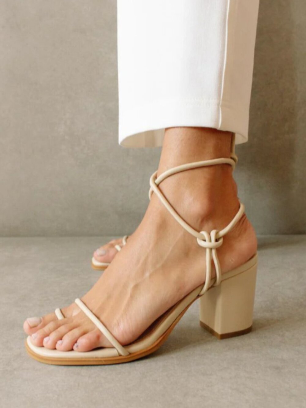 ALOHAS | Grace Wrap Up Heel Sandal | Sz. 39 (8-8.5 US)
